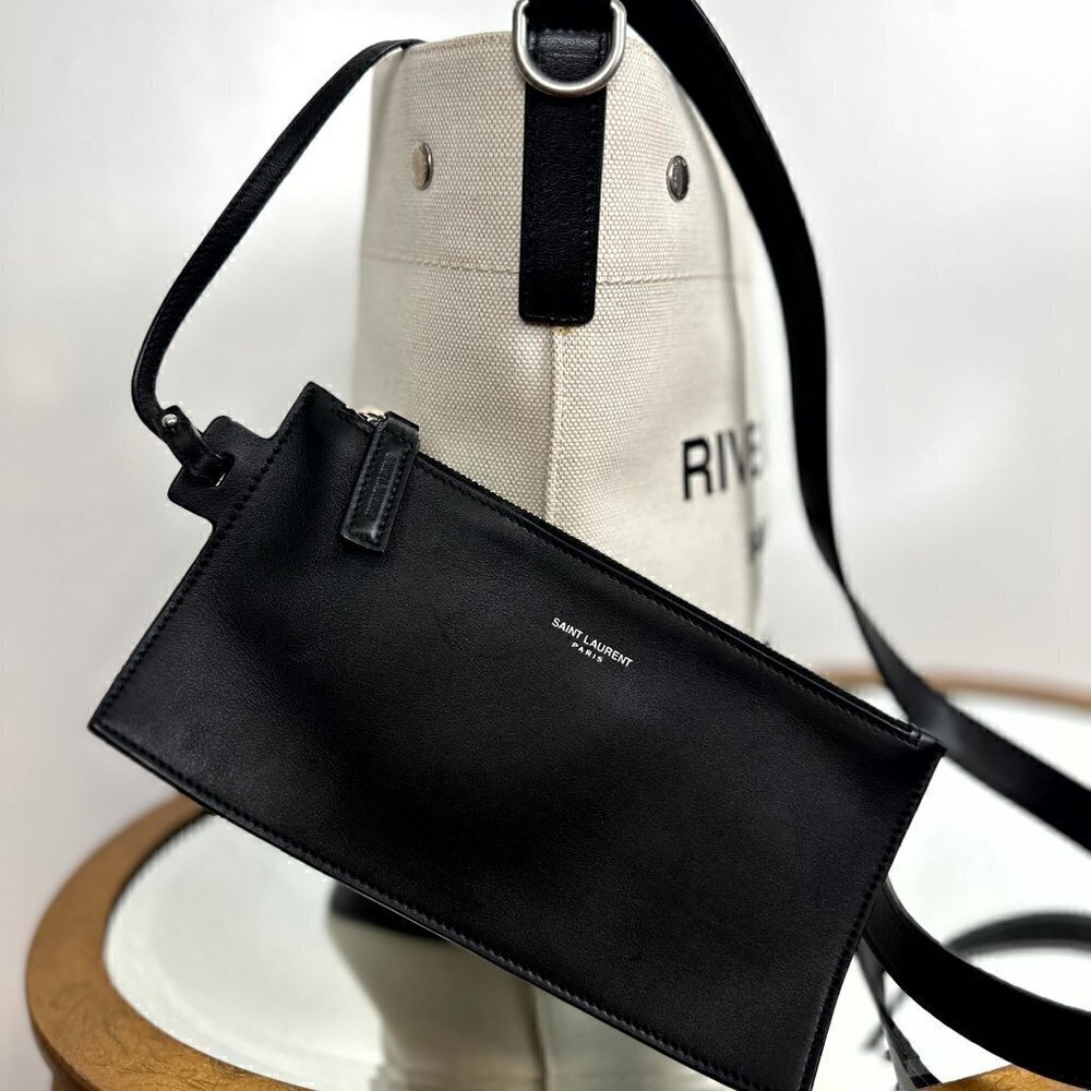 SAINT LAURENT Rive Gauche Bucket Bag in White Linen - Picture 15 of 17